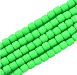 20 x handgemaakte polymeer klei kralen Lawn Green 6,5 x 6mm gat: 1,2mm column
