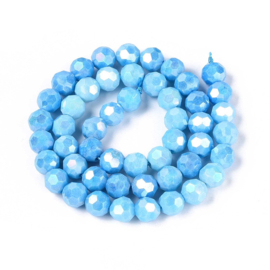 1 x Glaskralen streng facetgeslepen rond 7,8-8,2 x 7,8 mm – gat 1 mm – Deep Sky Blue