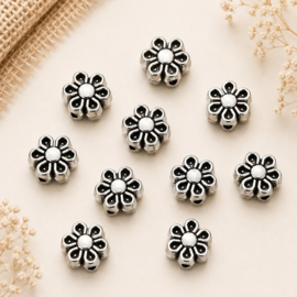 20 x Metalen bloem kralen 7 x 4 mm – gat 1 mm – antiek zilverkleur (Nikkelvrij)