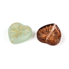 10 x Glaskralen hartvorm 18–18,5 mm – gat 1–1,4 mm – mix kleuren