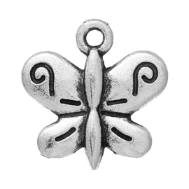 10x Tibetaans zilveren bedeltje van een vlinder created for you 14 x 13 x 3mm  Gat: 2mm ♥