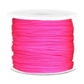 Per 2 meter Macramé draad 0.7mm Neon pink