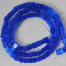 20 stuks Glaskraal kubus cate-eye 4mm blauw