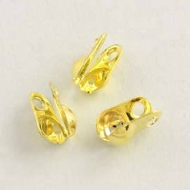 10 x  gesloten mini kalotjes goudkleur 4 x 2mm oogje 1mm zijwaarts Ø 1,5mm 