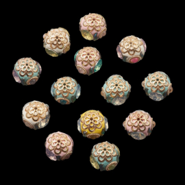 1x Bohemian kraal / Kashmiri kraal – Kleur verrassing – ca. 20mm – Gat: 1,8mm