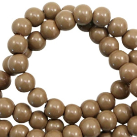 25 x glaskralen opaque Dark taupe brown 6mm gat: 1,3mm