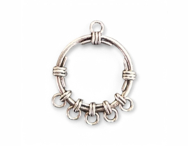 2 x Metalen oorbellen ornamenten, antiek zilverkleur afm.  34 x 27 x 3mm- oogje 2 mm