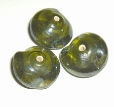 10 x Glaskraal fantasievorm 12x18mm groen met parelmoerglans