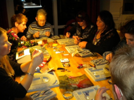 10-01-2013 Workshop sieraden maken Scheemda