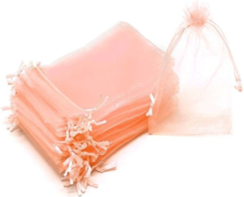 c.a. 100 x Organza zakjes 9 x 12cm Zalm Roze