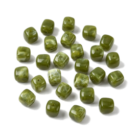 10 x Acryl kralen cube two tone opaque 17 x 15,5 x 15,5 mm – gat 3 mm – dark olive green