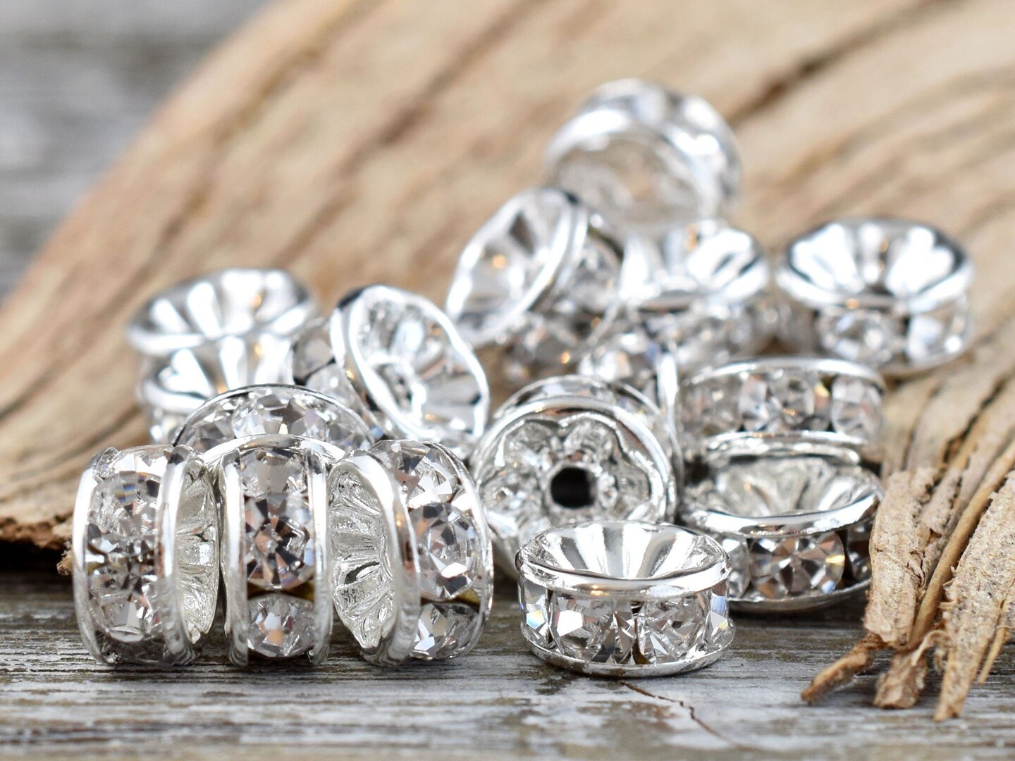 50 x Verzilverde kristal rondellen – ca. 8 mm – kleur blank – gat ca. 1 mm