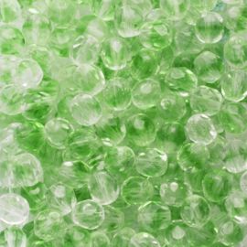 15 x  Ronde Tsjechische kralen facet kristal 6mm kleur: wit groen Gat c.a.: 1 mm