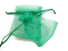 c.a. 50 x Organza zakjes 7x9 cm Smaragd groen