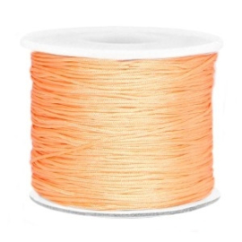 Per 2  meter Macramé draad 0.7mm Peach orange