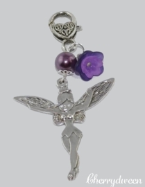 Metalen bedel van een elfje, antiek zilverkleur, afm.  51 x 46 x 2mm oogje 1,5mm Tinkerbell