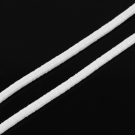 1 meter gekleurd elastisch draad van rubber voorzien van een laagje stof 2,5mm White