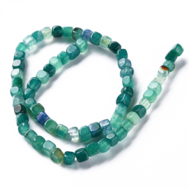 10 x Agaat edelsteen kralen kubus 5-8 x 4-8 x 4-6 mm – gat 1,2 mm – Sea Green