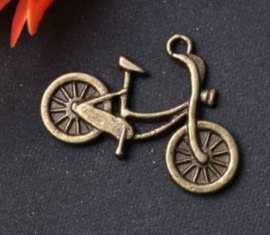 10 x Tibetaans zilveren bedel van een oma fiets 18 x 26mm geel koper