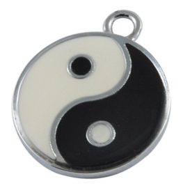 Emaille bedeltje, muntje yin yang 24mm oogje: 2mm