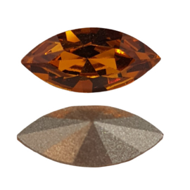 4 x Amber swarovski puntsteen; 15 mm x 7 mm