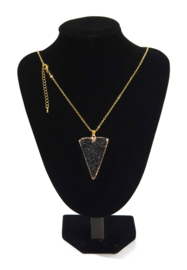 Halsketting met natuursteen hanger Crystal driehoek veer 45-50cm Goudkleur/Zwart