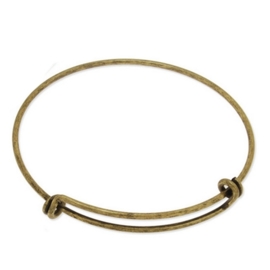 Super leuke verstelbare basis armband om bedels aan te hangen diameter c.a. 55mm totale lengte c.a 18cm geel koper kleur