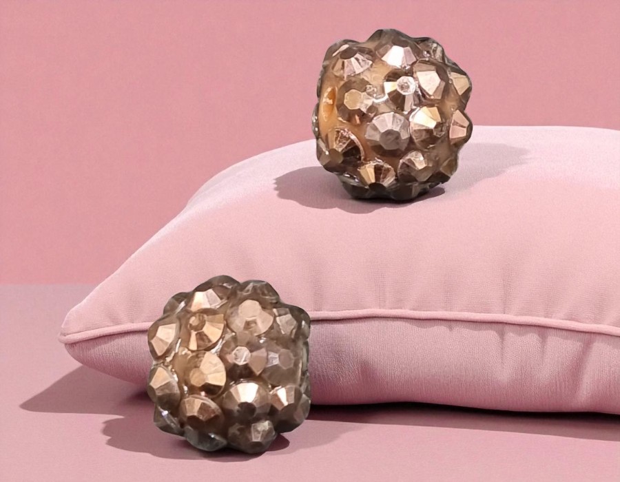 2 x Resin rhinestone kralen 10 mm – mokka – rijggat ca. 2,2 mm
