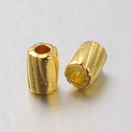 10 x  metalen kralen 4 x 3mm gat: 1mm goudkleur (nikkelvrij)