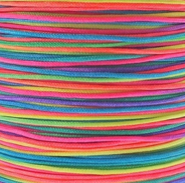 10 meter gevlochten nylonkoord  van ca. 1 mm, regenboog kleur