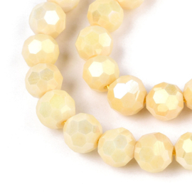 1 x Glaskralen streng facetgeslepen rond 7,8-8,2 x 7,8 mm – gat 1 mm – Mellow Yellow