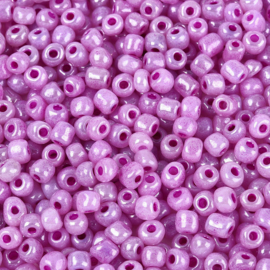 20 gram Glaskralen rocailles Ceylon 6/0 4 mm – gat 1,5 mm – Violet