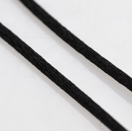 Rol met 30 meter satijn koord Nylon Marcramé koord 1mm kleur zwart  (in bestelling)