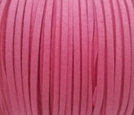 2 meter Faux suède veter  breed  3mm kleur: roze