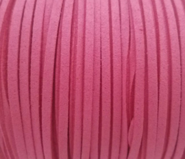 2 meter Faux suède veter  breed  3mm kleur: roze