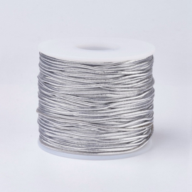 3 meter gekleurd elastisch draad van rubber voorzien van een laagje stof 1mm zilver