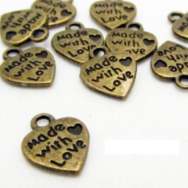 10 x Metalen made with love bedeltje 12,5mm x 10mm geel koper kleur ♥