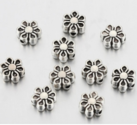 20 x  metalen bloem kralen antiek zilverkleur 7 x 4mm gat: 1mm (Nikkelvrij)