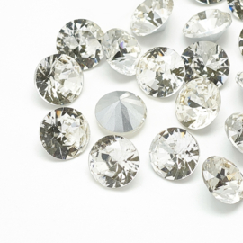2 x Puntsteen SS29 c.a. 6 x 4mm Clear
