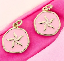 Bedel roze emaille met zeester, 18K Gold plated 16,5 x 14,5 x 2,5mm oogje 3,5mm