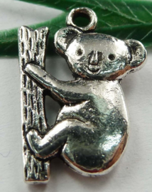 4 x metalen antiek zilveren bedel Koala beertje 20 x 14 mm