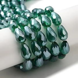1 x Streng druppelvormige glaskralen 11 x 8 mm – gat 1 mm – teal – ca. 57–59 stuks