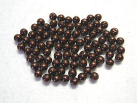 80 x  glasparels 6mm Gat: 1mm kleur: donkerbruin