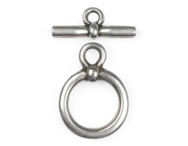 1x DQ metaal kapittel sluiting antiek zilver kleur. staafje 26 x 10mm, oogje 16 x 22mm Ø 3,5mm (Nikkelvrij)
