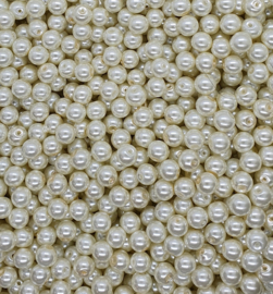 30 x glasparels 8mm gat c.a. 1mm kleur Ivory