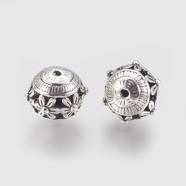 2 x  Metalen open Bali kraal 17 x 14mm gat: 2mm antiek zilverkleur