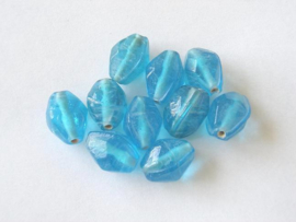 10 stuks Turquoise blauwe achthoekkige kraal Afm: 17 x 13 mm gat; 2 mm