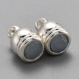 2 x Magneetsluiting ovaal 18 x 6 mm – gat 1,6 mm – zilverkleur