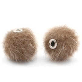 Pompom kralen faux fur 12mm Timeless taupe  (op is op!)