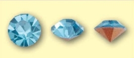 Doosje met 6 stuks Jewelry Stones (M.C. Chaton) 6mm Aquamarine SS28